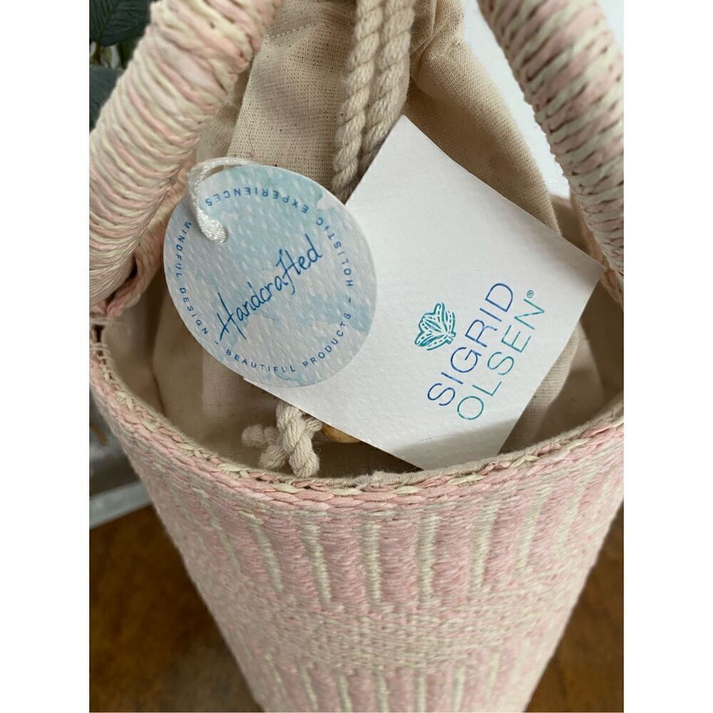 SIGRID OLSEN NWT Woven Pink & Cream Bucket Beach Bag Purse Tote - Picture 5 of 9